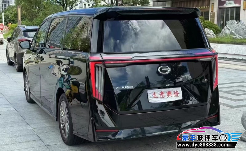 23年传祺M8轿车抵押车出售