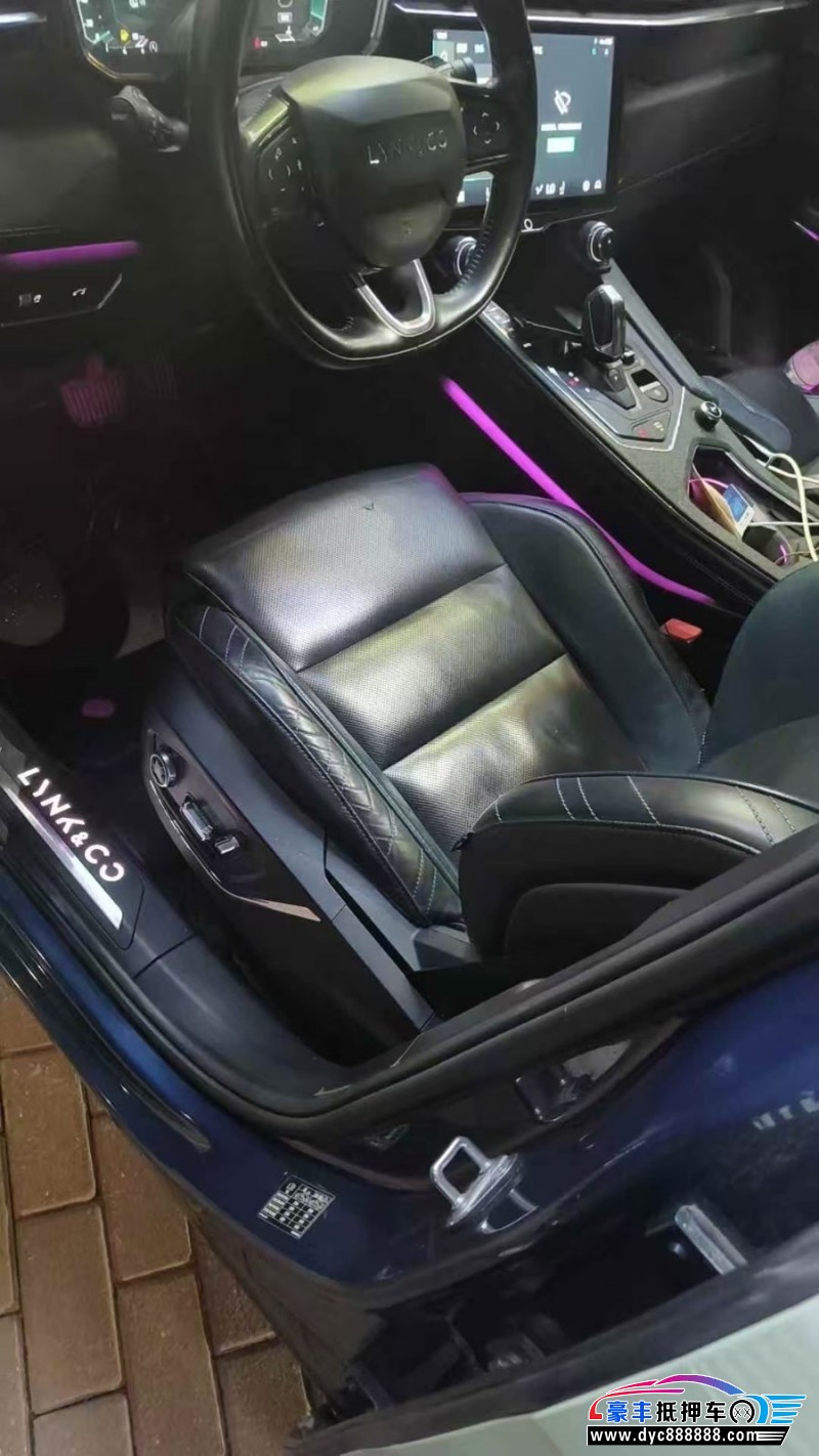 20年领克05轿车抵押车出售