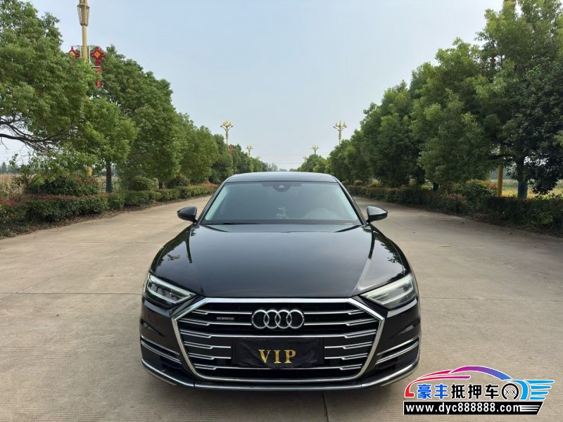 22年奥迪A8轿车抵押车出售