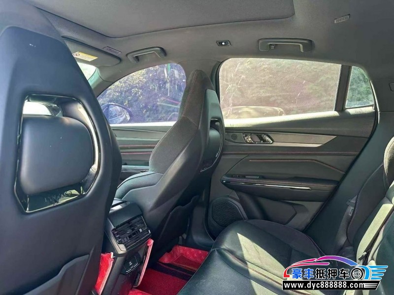 21年领克05轿车抵押车出售