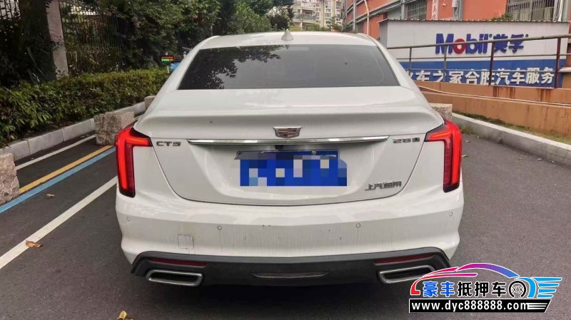 22年凯迪拉克CT5轿车抵押车出售