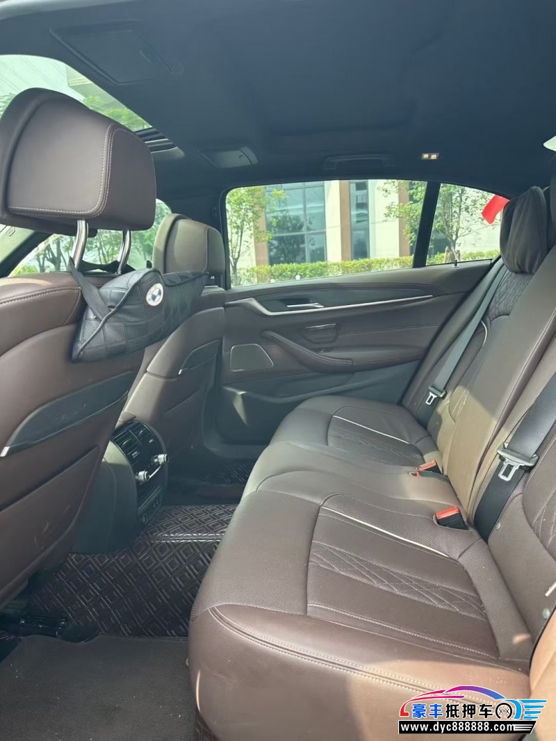 23年宝马5系轿车抵押车出售