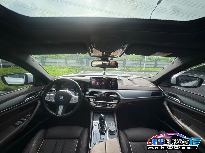 23年宝马5系轿车抵押车出售