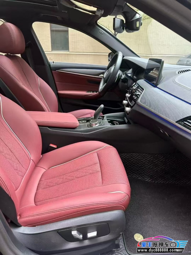 23年宝马5系轿车抵押车出售