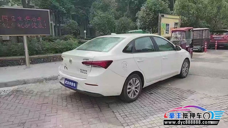 17年别克英朗轿车抵押车出售