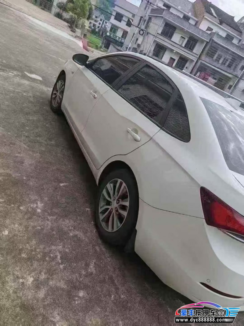 19年别克英朗轿车抵押车出售