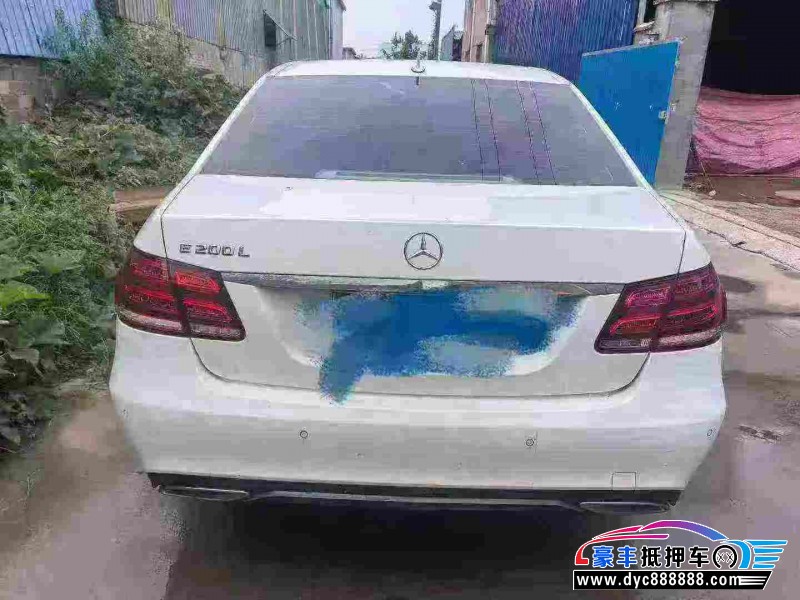 16年奔驰E轿车抵押车出售