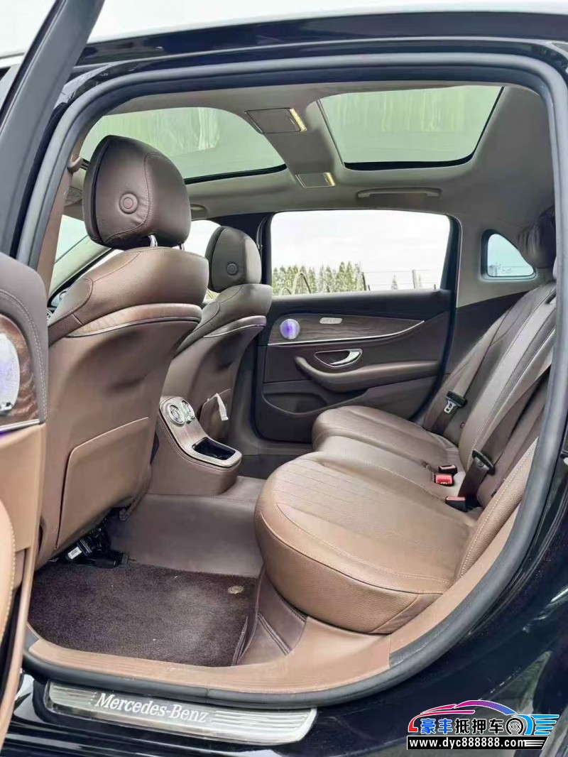 21年奔驰E轿车抵押车出售