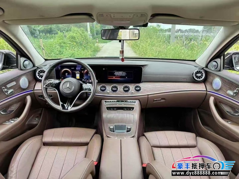 21年奔驰E轿车抵押车出售