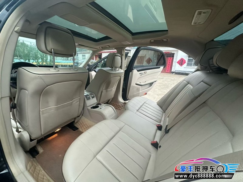 16年奔驰E轿车抵押车出售