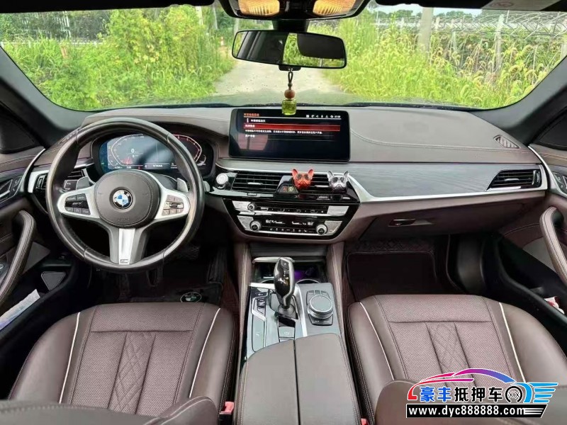 21年宝马5系轿车抵押车出售