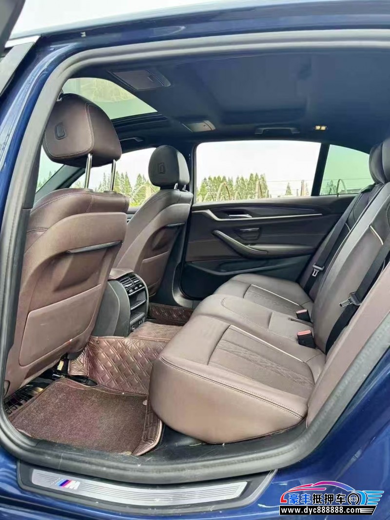 21年宝马5系轿车抵押车出售