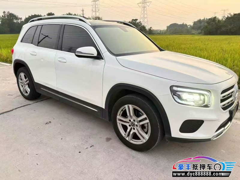 22年奔驰GLBSUV抵押车出售