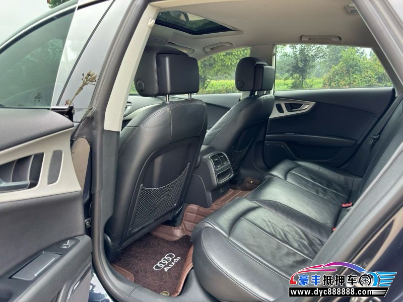 17年奥迪A7轿车抵押车出售