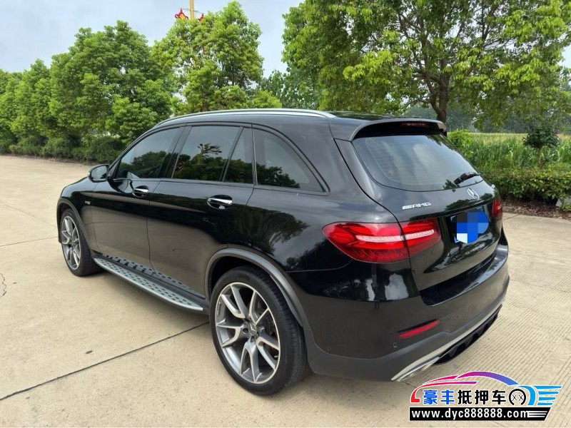 18年奔驰GLC轿车抵押车出售