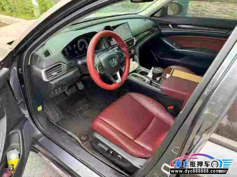 23年本田雅阁轿车抵押车出售