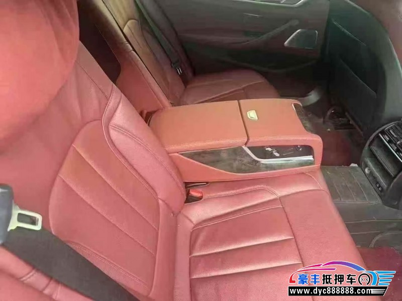20年宝马5系轿车抵押车出售