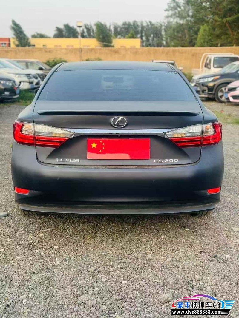 16年雷克萨斯ES轿车抵押车出售
