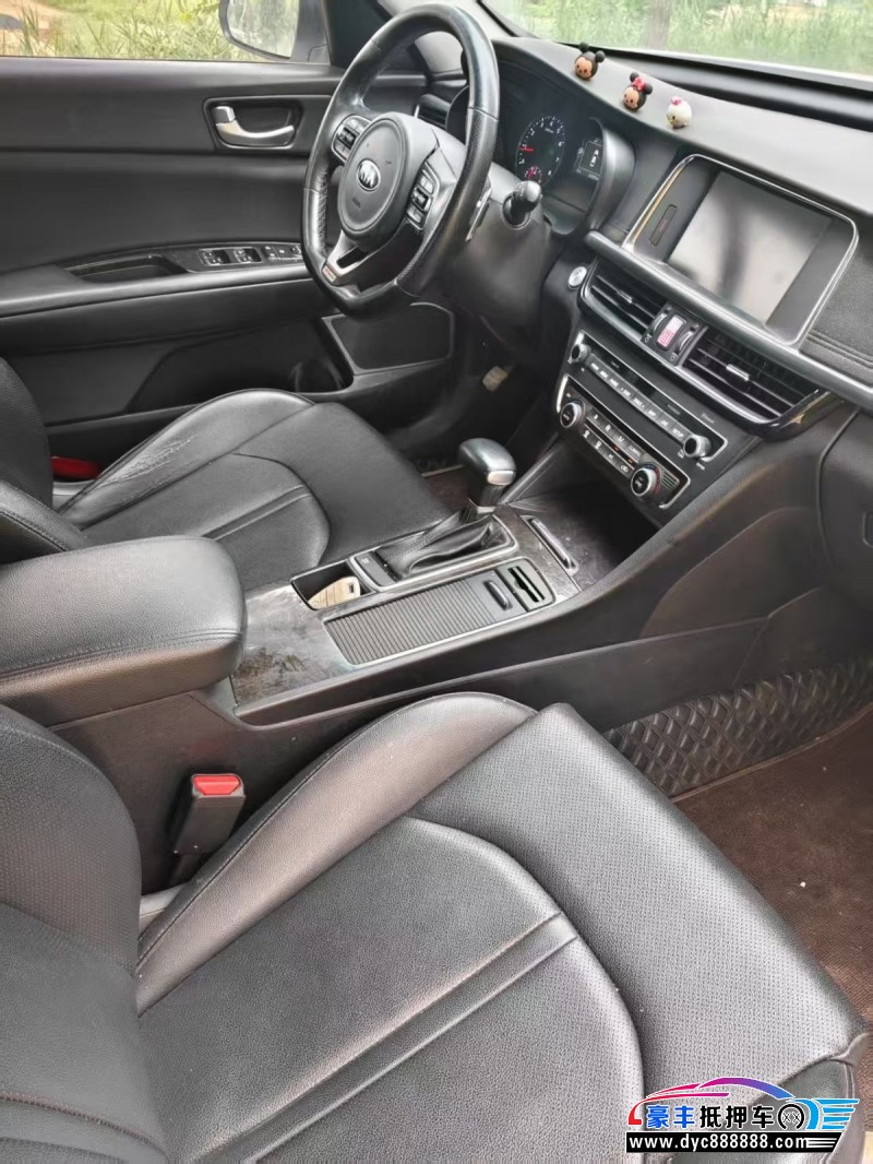 16年起亚K5轿车抵押车出售