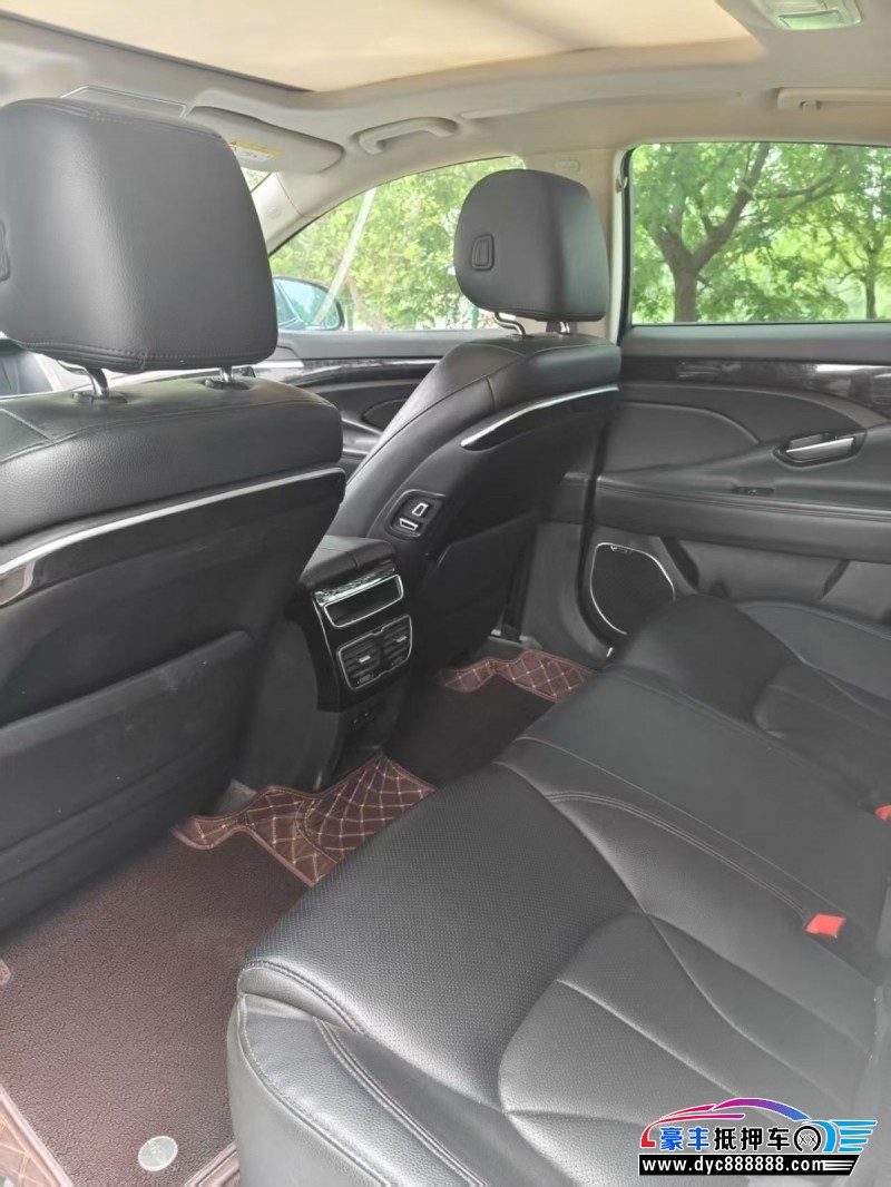 16年吉利博瑞轿车抵押车出售