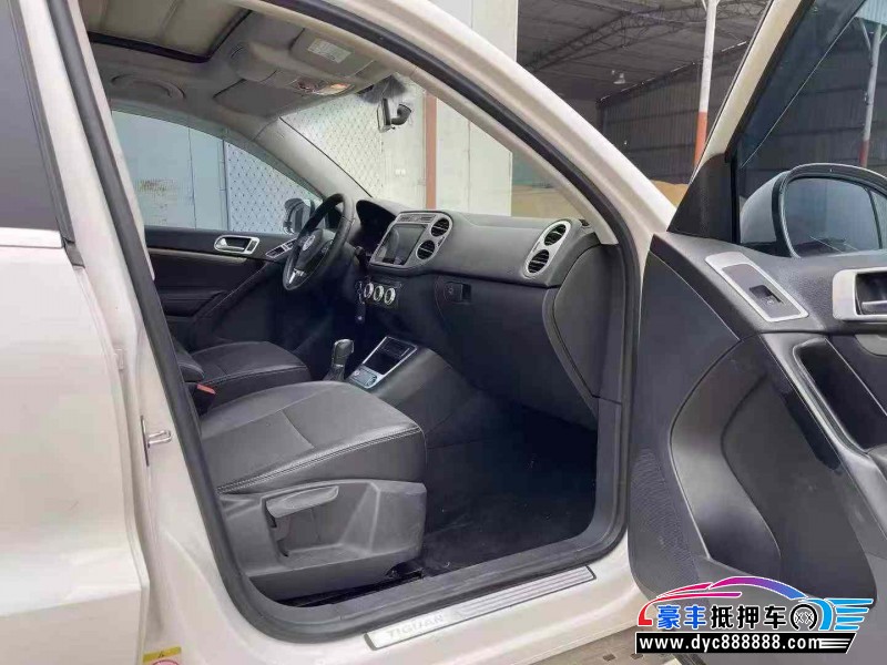 16年大众途观轿车抵押车出售