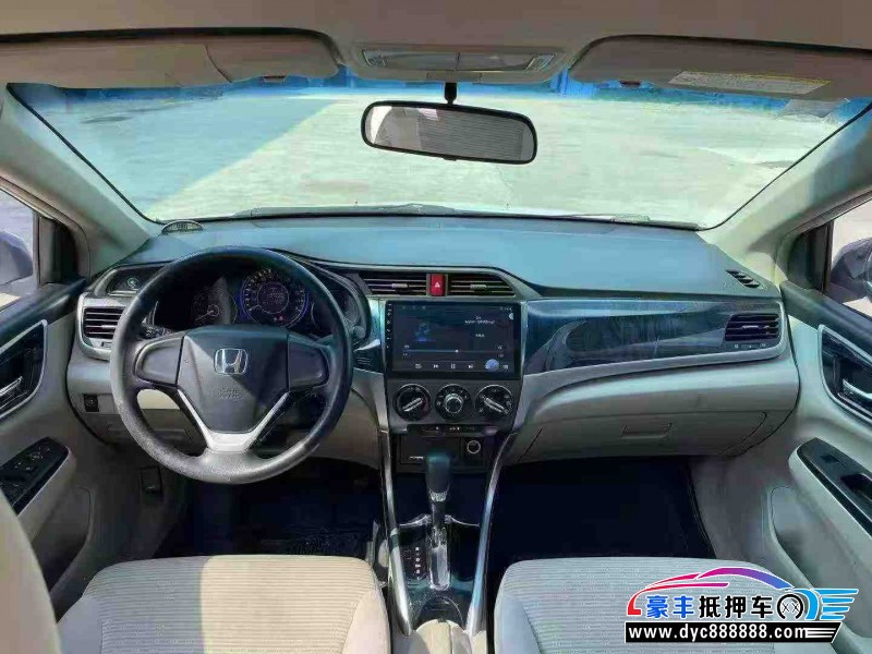 14年本田凌派轿车抵押车出售