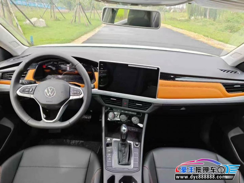 25年大众宝来轿车抵押车出售