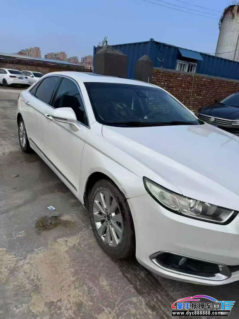 17年福特金牛座轿车抵押车出售