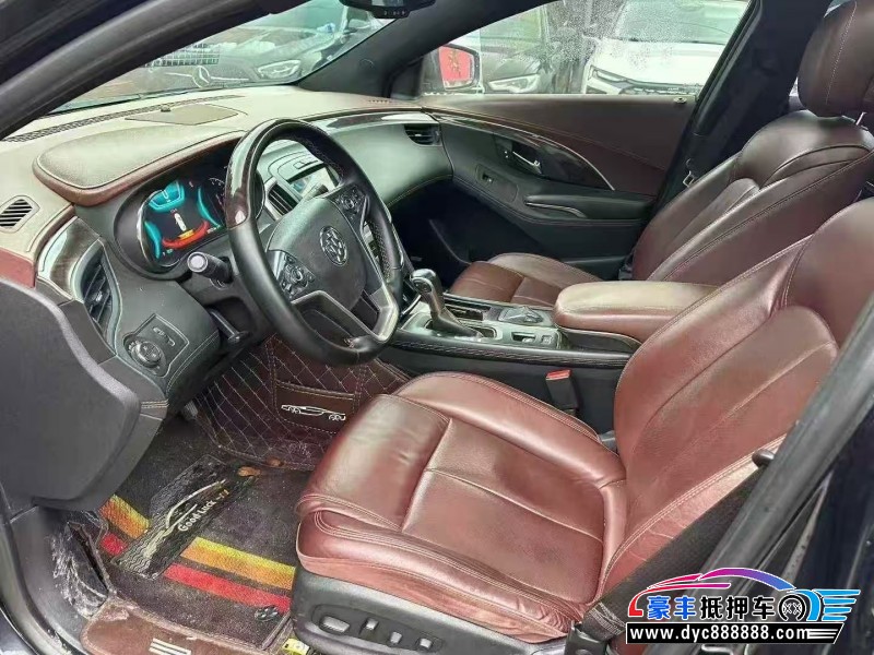 14年别克君越轿车抵押车出售