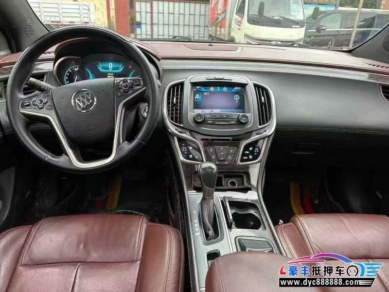 14年别克君越轿车抵押车出售