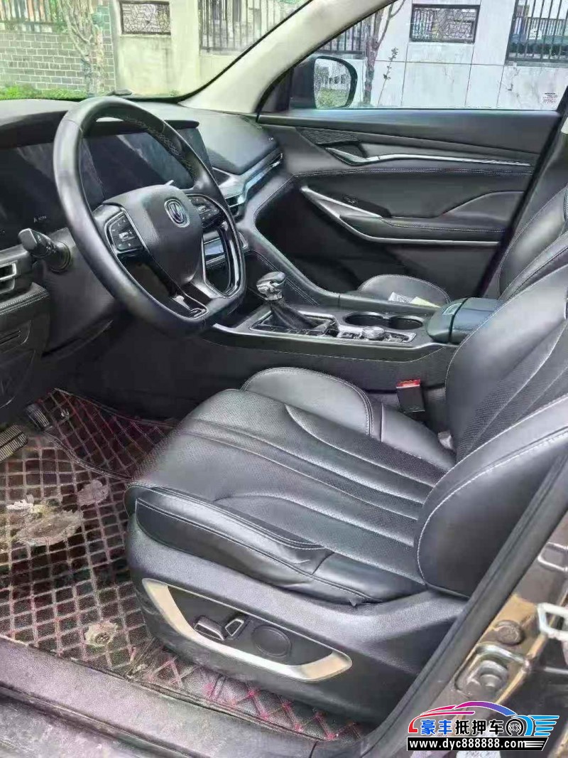 19年长安CS75轿车抵押车出售