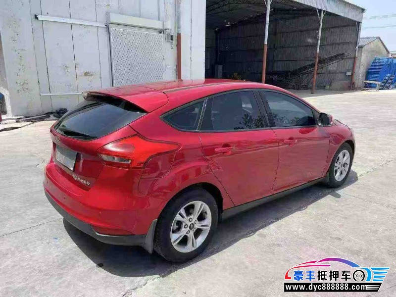 17年福特福克斯轿车抵押车出售
