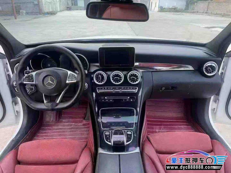 17年奔驰C轿车抵押车出售