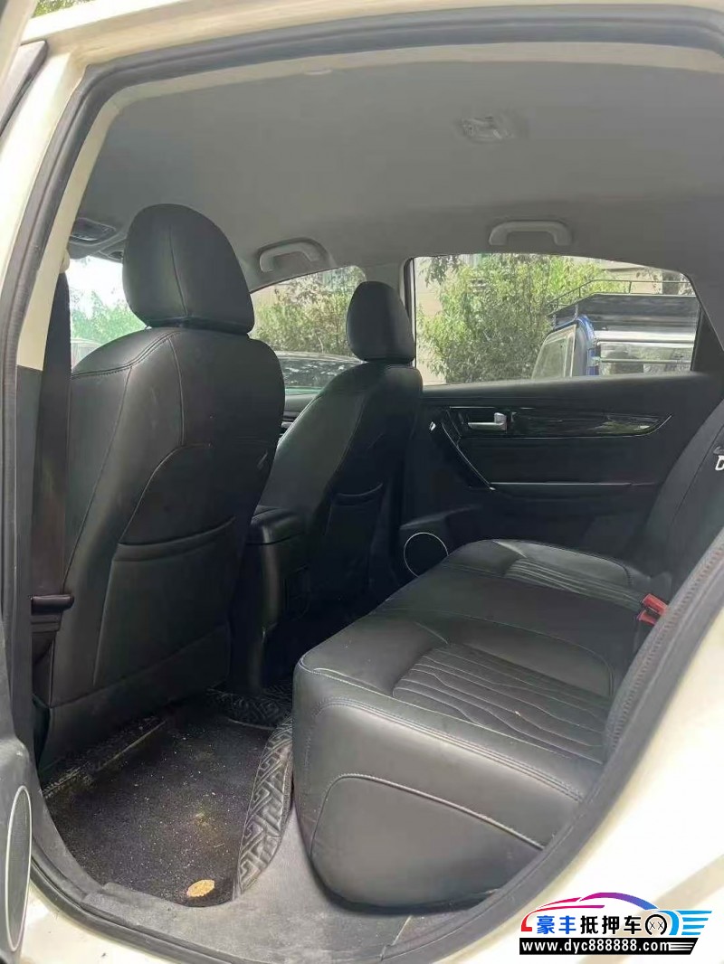 22年东风风行s60轿车抵押车出售