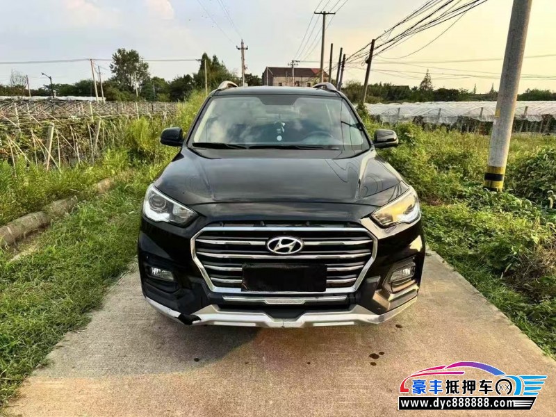 19年现代ix35轿车抵押车出售