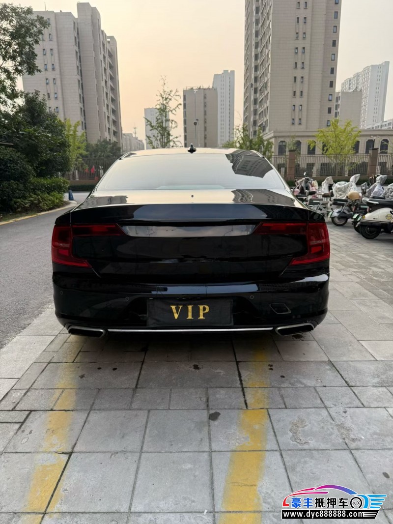 19年沃尔沃S90轿车抵押车出售