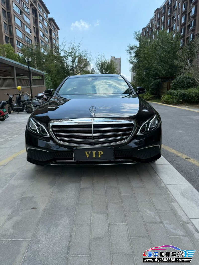 19年奔驰E轿车抵押车出售