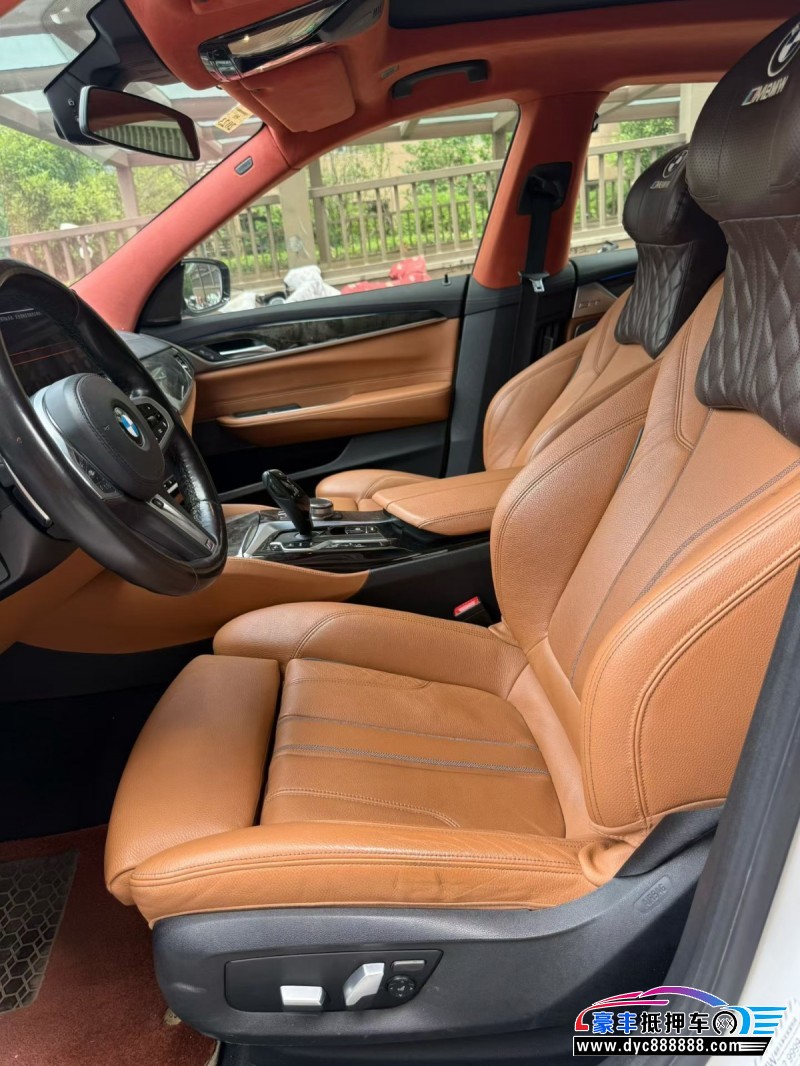 21年宝马6系GT轿车抵押车出售