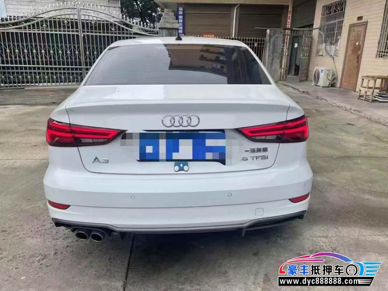 20年奥迪A3轿车抵押车出售