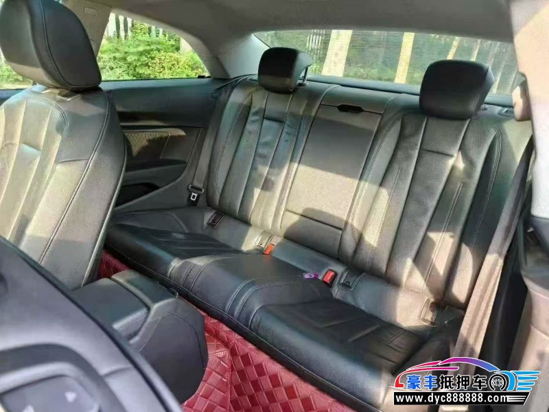 18年奥迪A5轿车抵押车出售