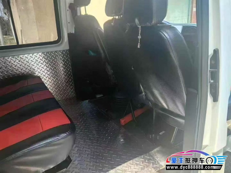 22年江铃特顺轿车抵押车出售