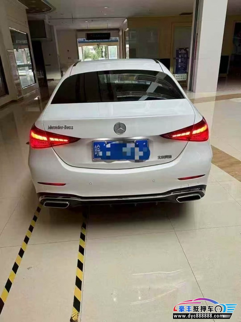 24年奔驰C轿车抵押车出售
