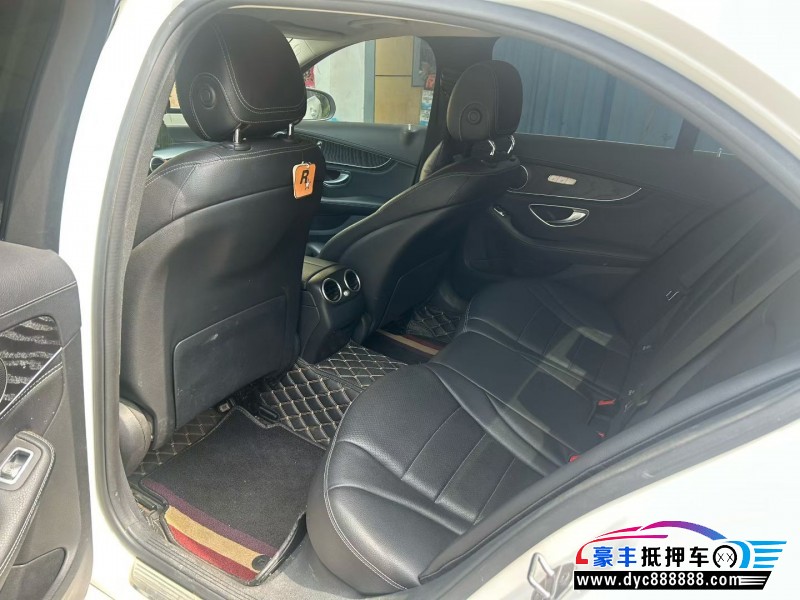 18年奔驰C轿车抵押车出售