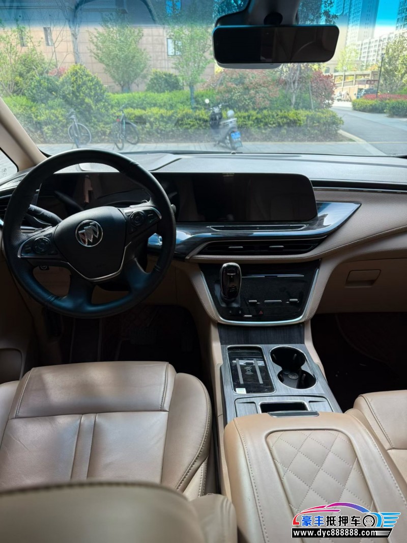 21年别克GL8轿车抵押车出售