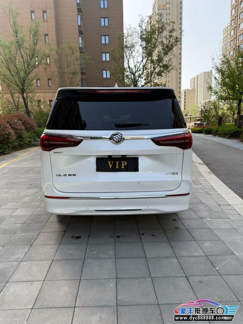 21年别克GL8轿车抵押车出售