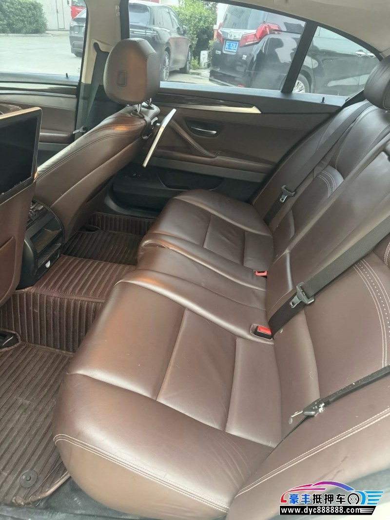 15年宝马5系轿车抵押车出售