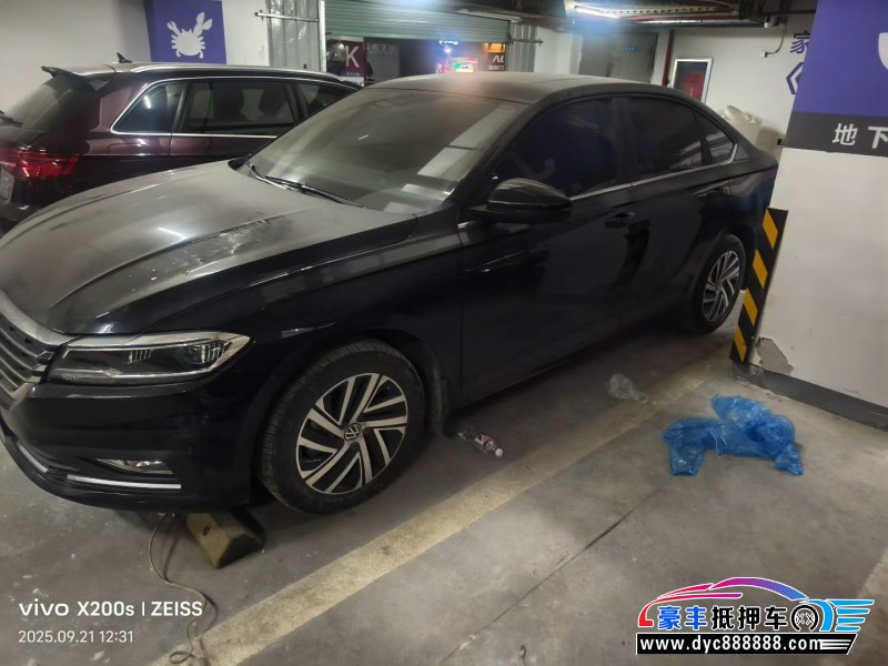 22年大众朗逸轿车抵押车出售