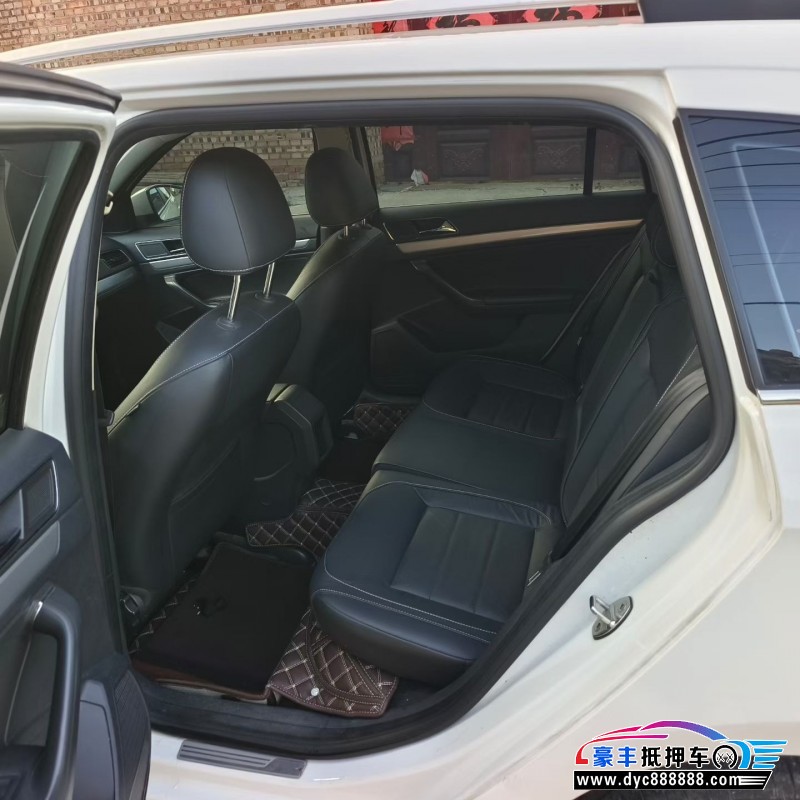 16年大众朗行轿车抵押车出售