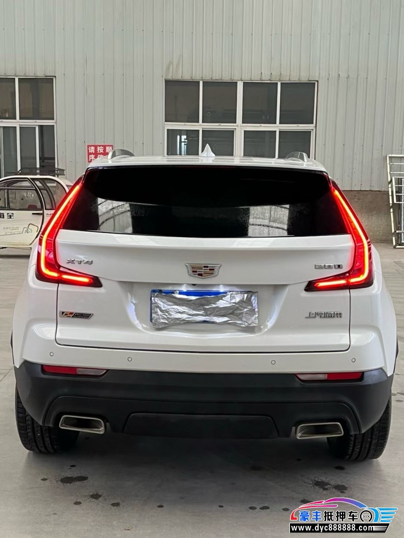 21年凯迪拉克XT4轿车抵押车出售