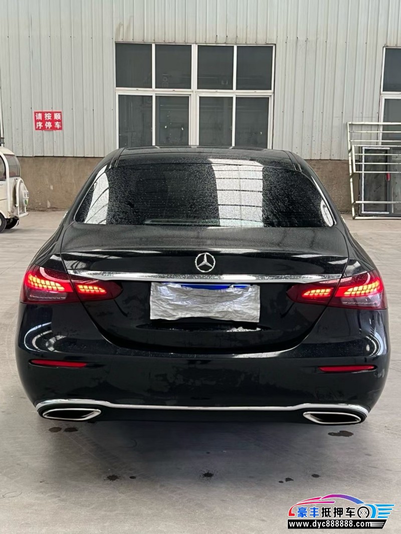 23年奔驰E轿车抵押车出售